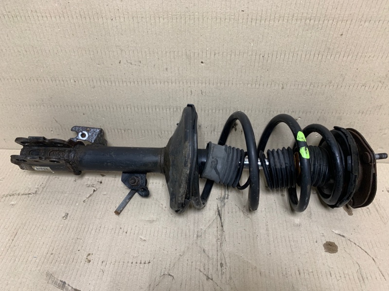 Амортизатор передний левый TOYOTA HIGHLANDER 01-07 2002 Внедорожник 3.0 1MZFE 48520-49395 Б/У