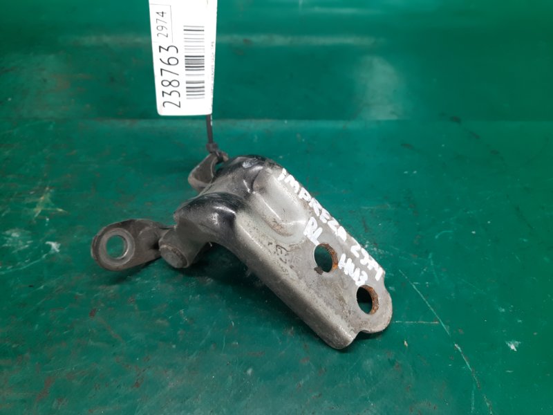 Петля двери нижняя задняя левая SUBARU IMPREZA 07-11 GE/GH 2009 Седан 2.5 EJ253 60470FG0309P Б/У