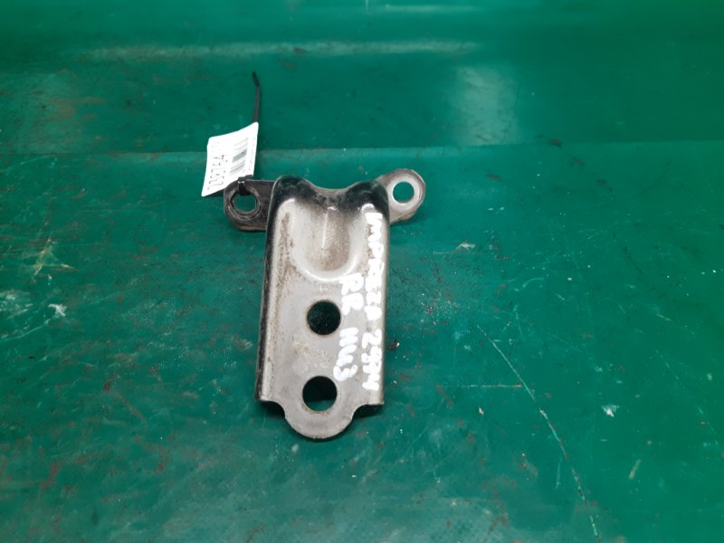 Петля двери нижняя задняя правая IMPREZA 07-11 GE/GH 2009 Седан 2.5 EJ253