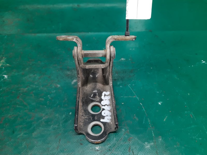 Петля двери нижняя задняя правая IMPREZA 07-11 GE/GH 2009 Седан 2.5 EJ253