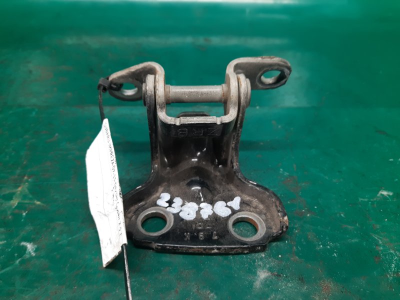 Петля двери верхняя задняя левая IMPREZA 07-11 GE/GH 2009 Седан 2.5 EJ253