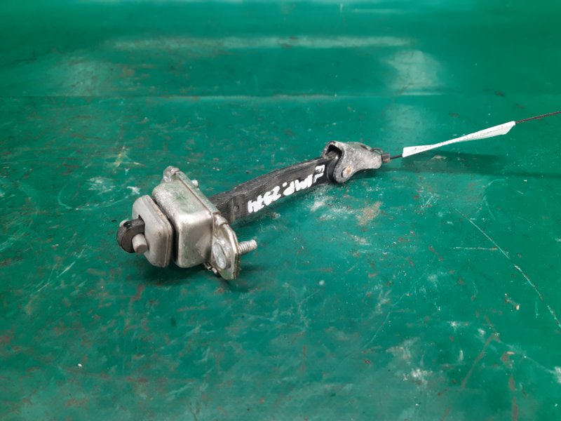 Запчасть ограничитель двери передний левый SUBARU IMPREZA 07-11 GE/GH 2009 Седан 2.5 EJ253 62302FC002 Б/У Ограничитель двери передний левый SUBARU IMPREZA 07-11 GE/GH 2009 Седан 2.5 EJ253 62302FC002 Б/У