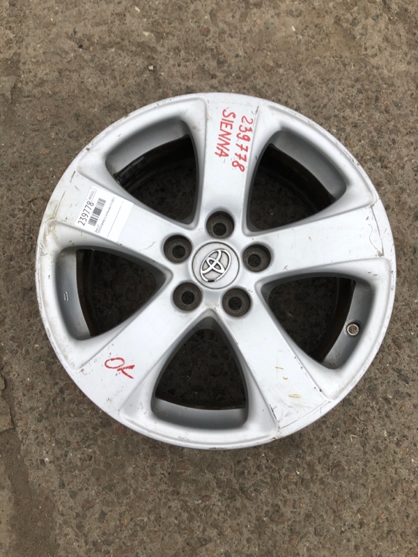 Запчасть диск r17 TOYOTA SIENNA 11-16 2015 Минивэн 3.5 2GR-FE 42611-08070 Б/У Диск R17 TOYOTA SIENNA 11-16 2015 Минивэн 3.5 2GR-FE 42611-08070 Б/У