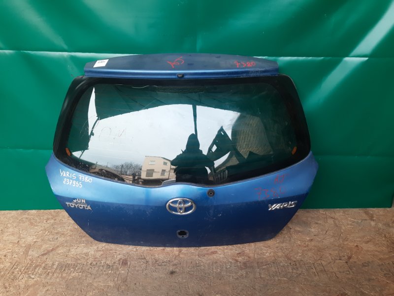 Крышка багажника TOYOTA YARIS 05–11 2008 Хэтчбек 1.5 1NZ-FE 67005-52750 Б/У