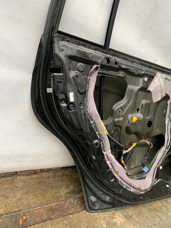 Дверь задняя левая HIGHLANDER 01-07 2002 Внедорожник 3.0 1MZFE Дверь задняя левая HIGHLANDER 01-07 2002 Внедорожник 3.0 1MZFE