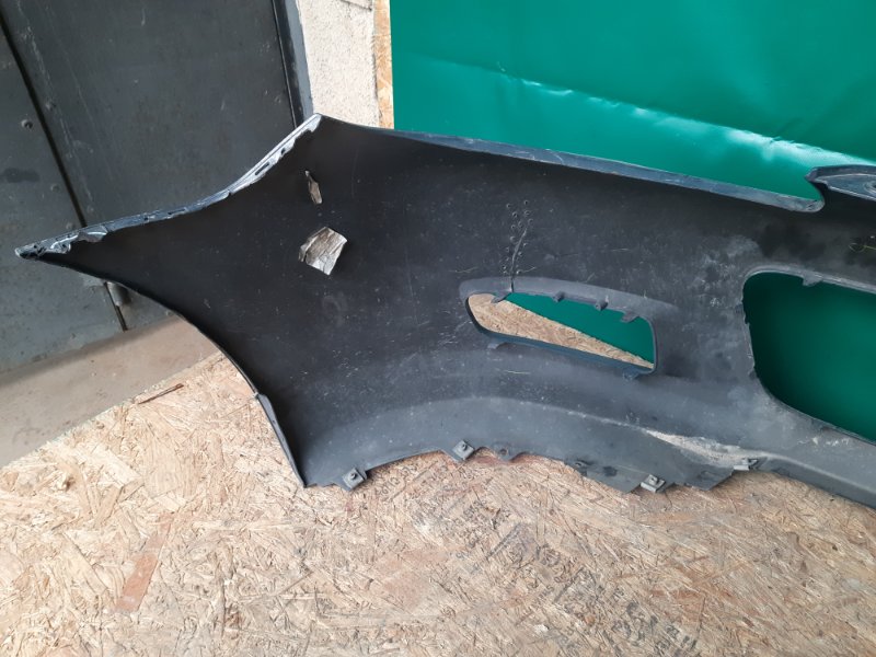 Бампер передний 3 BK 03-08 2008 Хэтчбек 2.3 L3