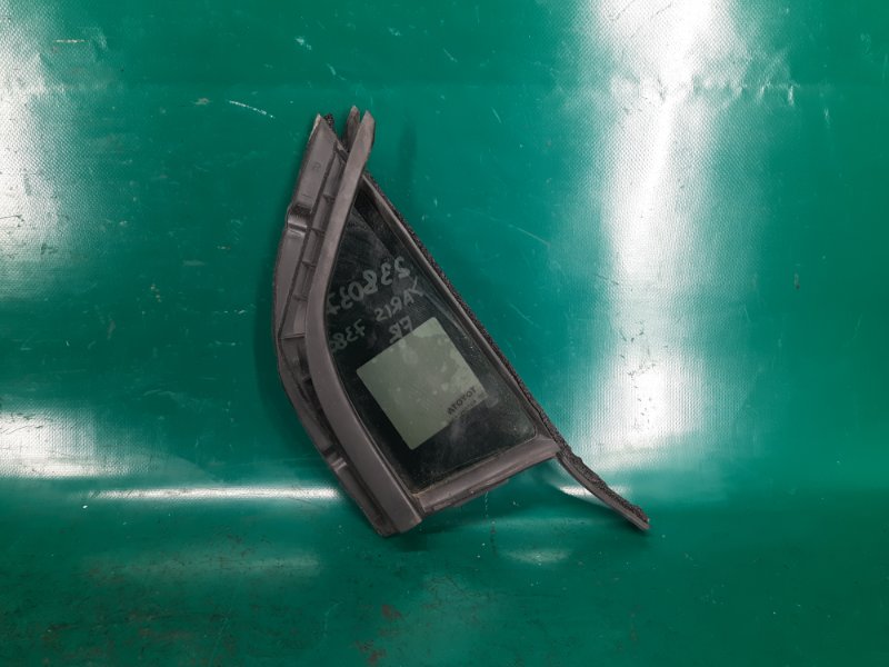 Стекло двери глухое переднее правое YARIS 05–11 2008 Хэтчбек 1.5 1NZ-FE