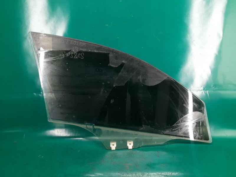 Стекло двери переднее левое MAZDA 3 BK 03-08 Хэтчбек 2.3 L3