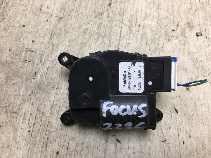 Моторчик заслонки печки FOCUS 10-18 2017 CB8 2.0 XQDA
