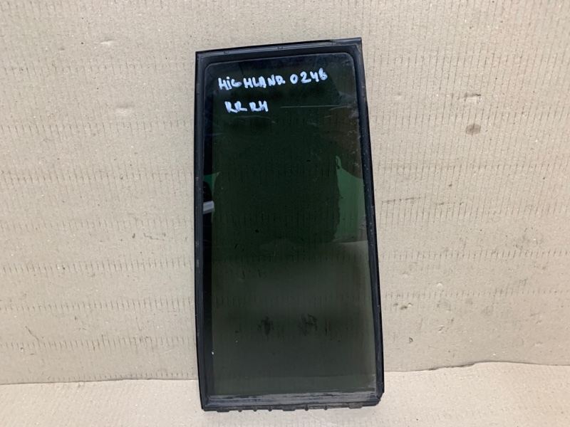 Запчасть стекло двери глухое заднее правое TOYOTA HIGHLANDER 01-07 2002 Внедорожник 3.0 1MZFE 68123-48070 Б/У Стекло двери глухое заднее правое TOYOTA HIGHLANDER 01-07 2002 Внедорожник 3.0 1MZFE 68123-48070 Б/У