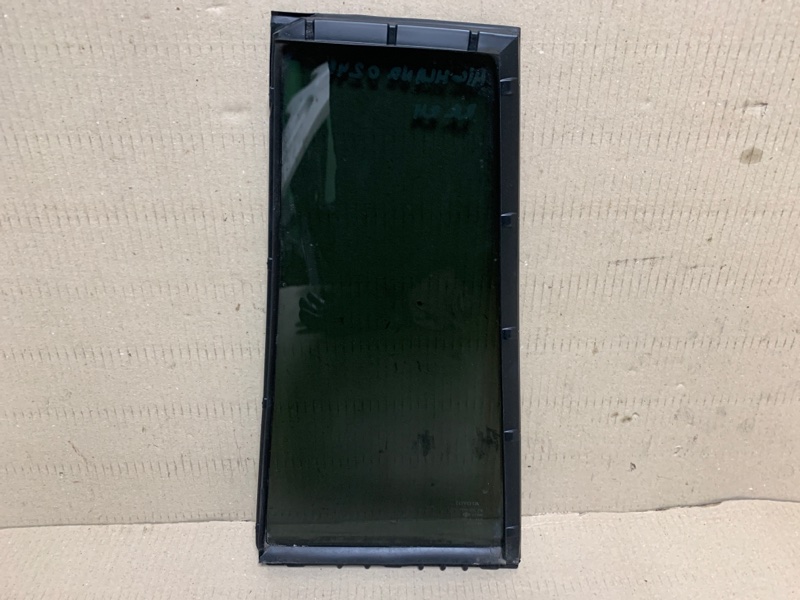 Стекло двери глухое заднее правое HIGHLANDER 01-07 2002 Внедорожник 3.0 1MZFE Стекло двери глухое заднее правое HIGHLANDER 01-07 2002 Внедорожник 3.0 1MZFE