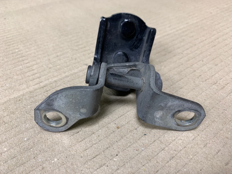 Петля двери верхняя задняя правая TOYOTA HIGHLANDER 01-07 Внедорожник 3.0 1MZFE