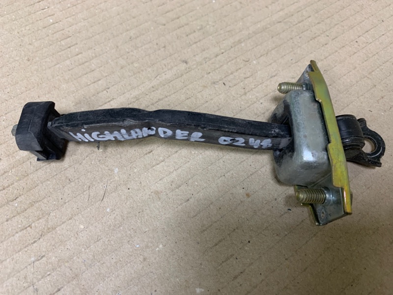 Ограничитель двери задний правый TOYOTA HIGHLANDER 01-07 2002 Внедорожник 3.0 1MZFE 68630-48020 Б/У
