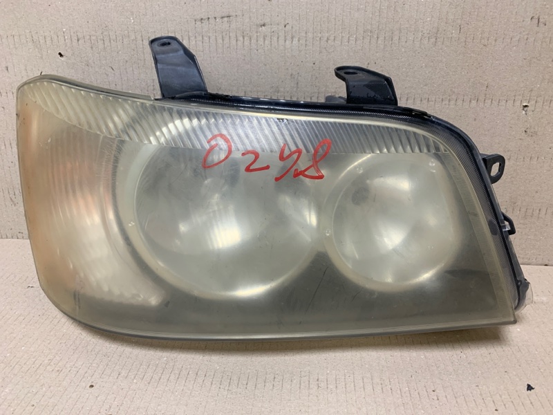Запчасть фара правая TOYOTA HIGHLANDER 01-07 2002 Внедорожник 3.0 1MZFE 81130-48150 Б/У Фара правая TOYOTA HIGHLANDER 01-07 2002 Внедорожник 3.0 1MZFE 81130-48150 Б/У