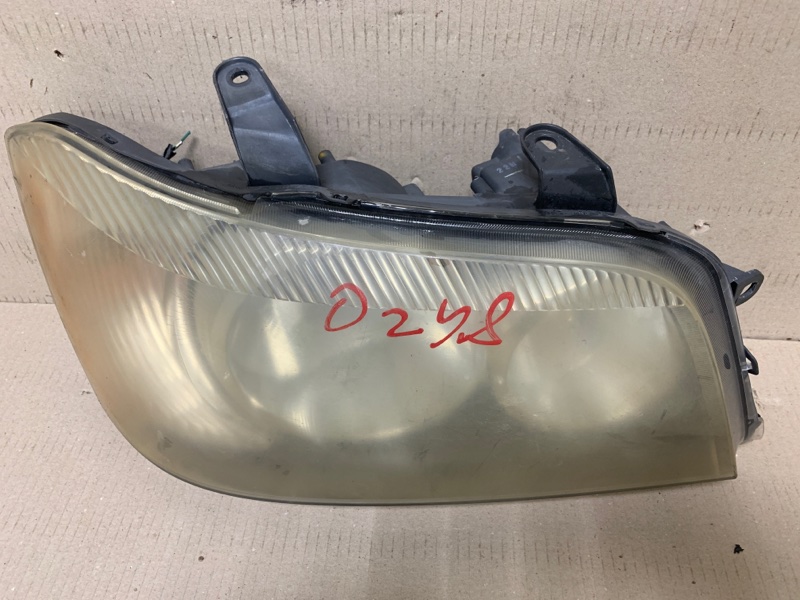 Фара правая HIGHLANDER 01-07 2002 Внедорожник 3.0 1MZFE Фара правая HIGHLANDER 01-07 2002 Внедорожник 3.0 1MZFE