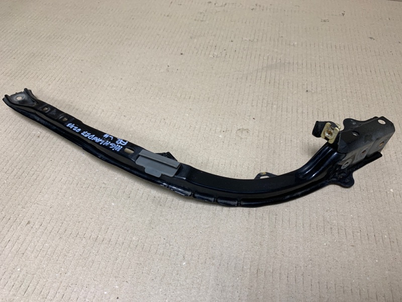 Кронштейн переднего бампера (под фарой) левый TOYOTA HIGHLANDER 01-07 2002 Внедорожник 3.0 1MZFE 52062-48010 Б/У