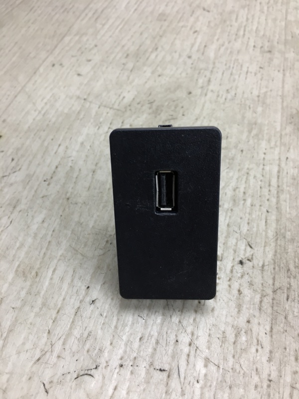 USB адаптер FORD FOCUS 10-18 CB8 2.0 XQDA