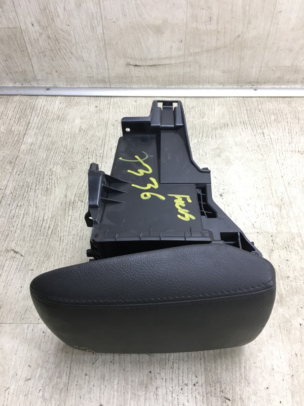 Подлокотник FORD FOCUS 10-18 CB8 2.0 XQDA