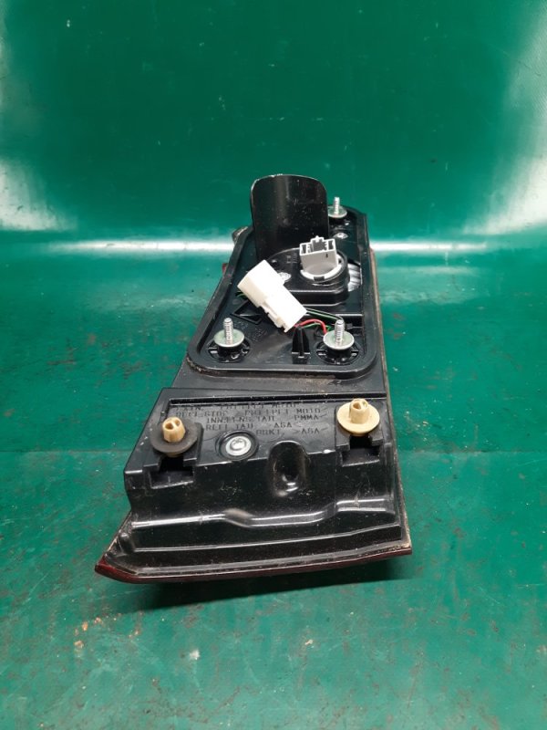 Фонарь внутренний правый TLX 14-17 2015 Седан 2.4