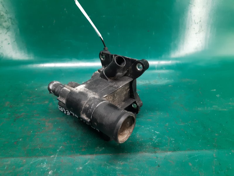 Фланец системы охлаждения 3 BK 03-08 2008 Хэтчбек 2.3 L3 Фланец системы охлаждения 3 BK 03-08 2008 Хэтчбек 2.3 L3