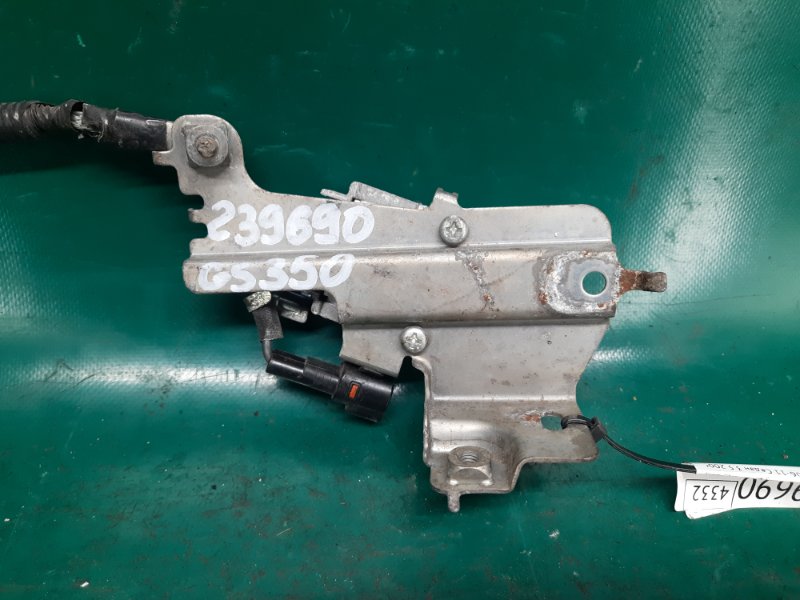 Резистор топливного насоса GS350 GS300 05-11 2009 Седан 3.5