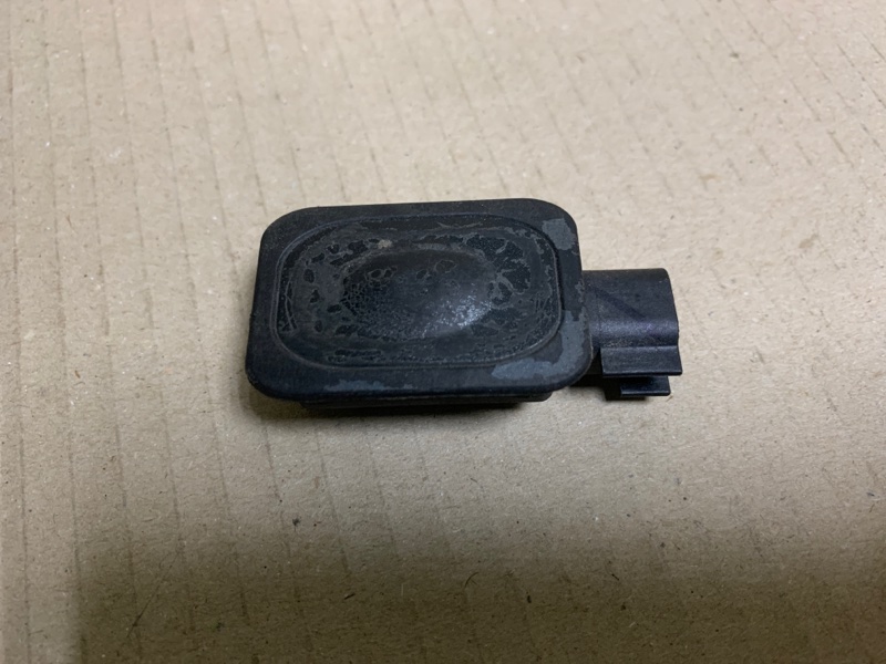 Кнопка открывания багажника наружная FORD FUSION 14- 2015 Седан C15HDTX 1L2Z-14018-AC Б/У