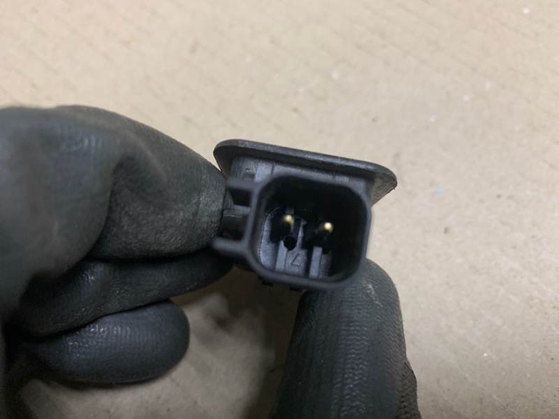 Кнопка открывания багажника наружная FUSION 14- 2015 Седан C15HDTX