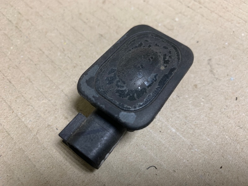 Кнопка открывания багажника наружная FUSION 14- 2015 Седан C15HDTX