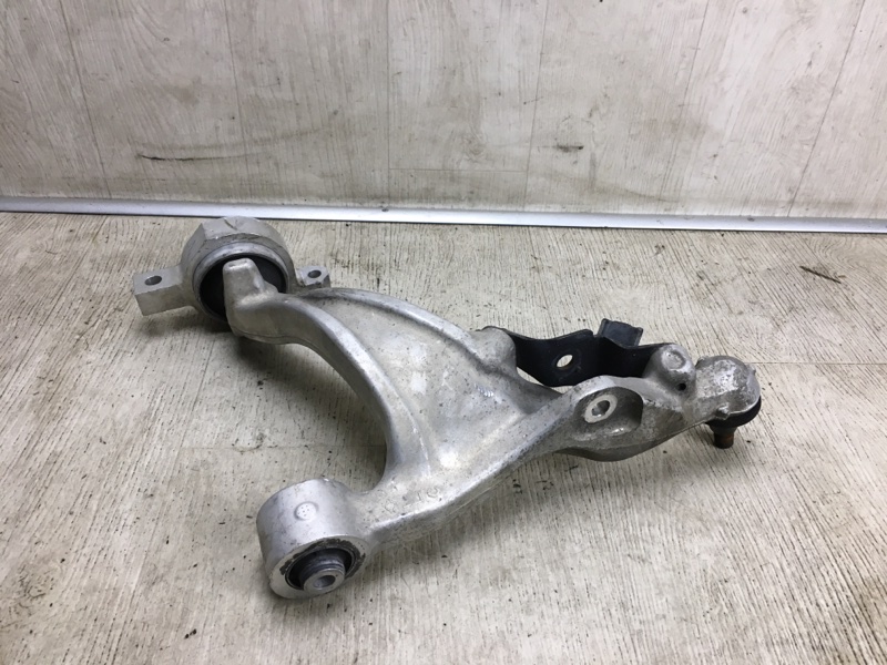 Рычаг передней подвески нижний левый INFINITI EX35(37) 07-12