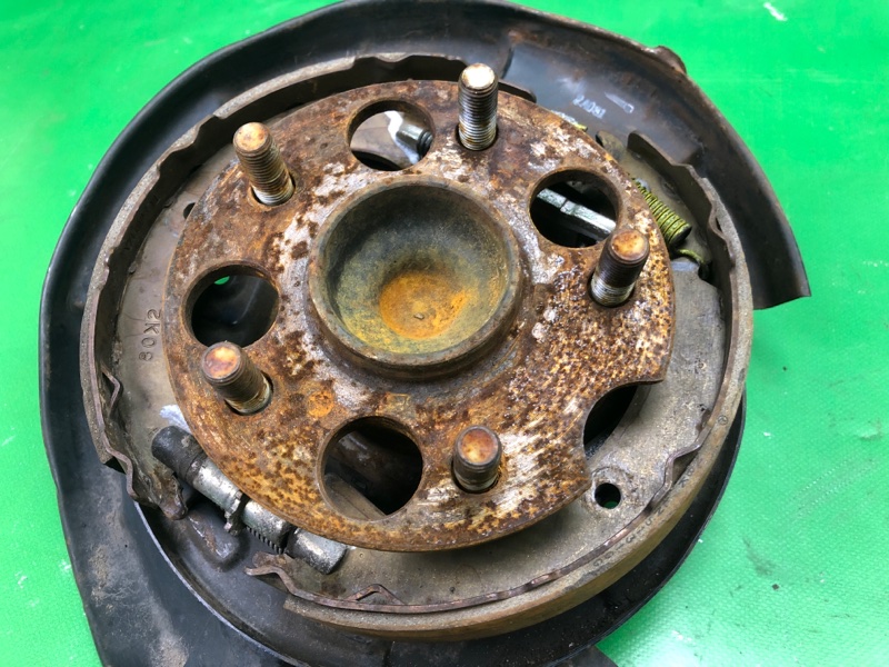 Ступица задняя левая SIENNA 11-16 2012 GSL30 3.5 2GR-FE Ступица задняя левая SIENNA 11-16 2012 GSL30 3.5 2GR-FE