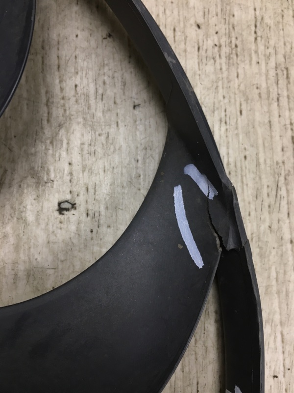 Вентилятор основного радиатора FORD FOCUS 10-18 MK3