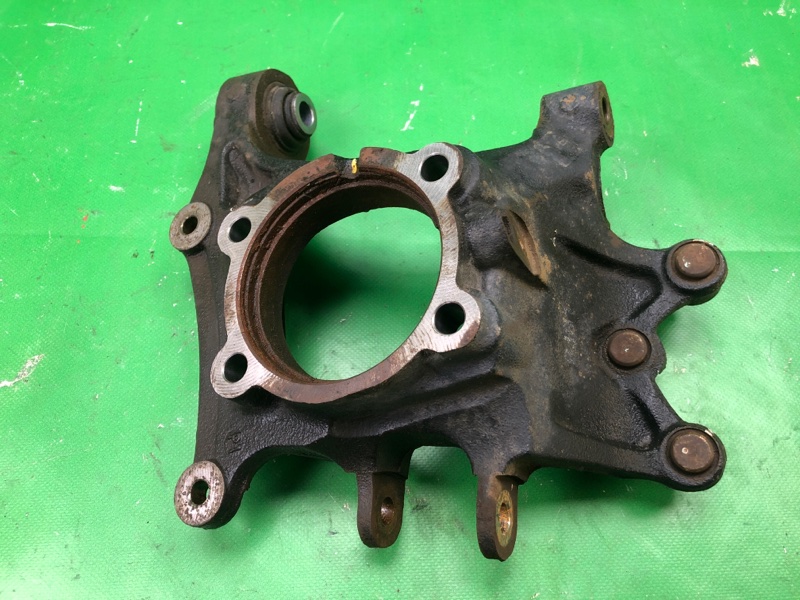 Запчасть цапфа задняя левая KIA SORENTO UM 14- 52710-C5000 Б/У Цапфа задняя левая KIA SORENTO UM 14- 52710-C5000 Б/У