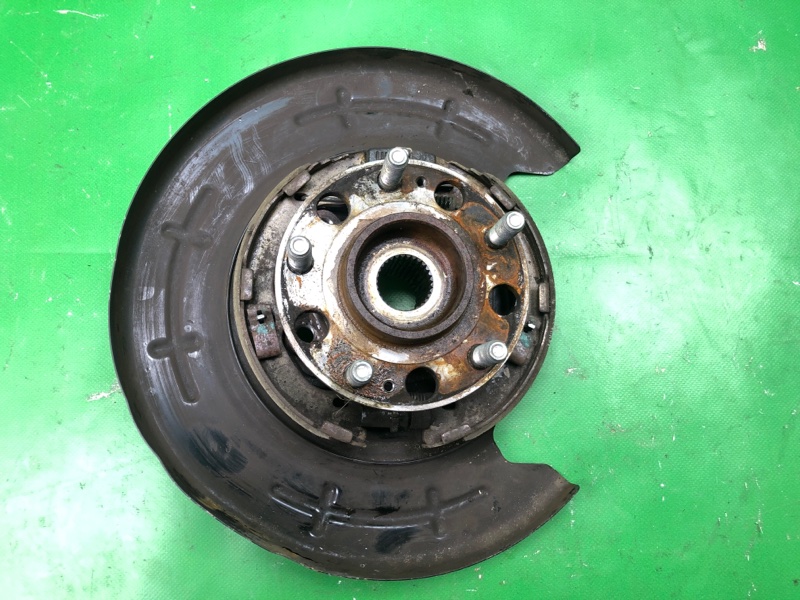 Запчасть ступица задняя левая KIA SORENTO UM 14- 51750-C5000 Б/У Ступица задняя левая KIA SORENTO UM 14- 51750-C5000 Б/У