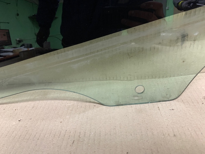 Стекло двери заднее левое FUSION 14- 2015 Седан C15HDTX