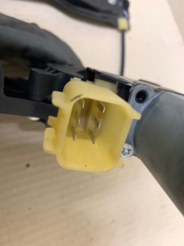 Стеклоподъемник задний левый FORD FUSION 14- Седан C15HDTX Стеклоподъемник задний левый FORD FUSION 14- Седан C15HDTX