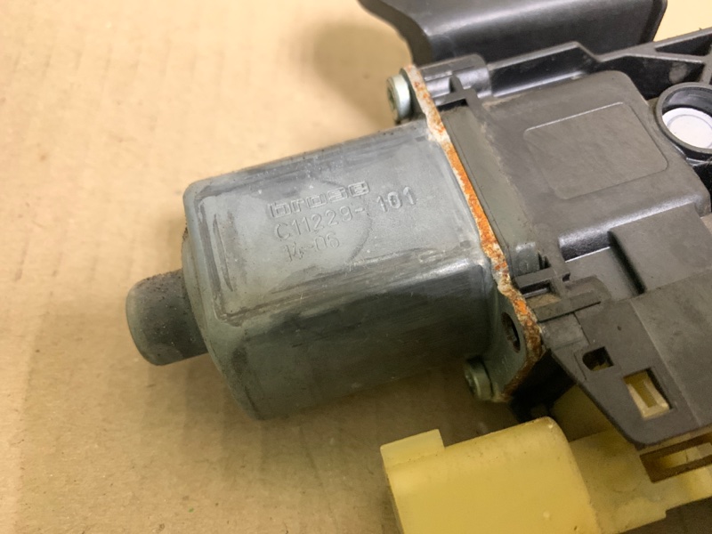 Стеклоподъемник задний правый FORD FUSION 14- Седан C15HDTX