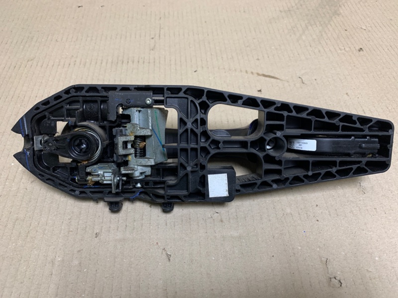 Ручка двери наружная передняя левая FORD FUSION 14- Седан C15HDTX