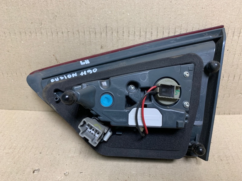 Фонарь внутренний левый FUSION 14- 2015 Седан C15HDTX