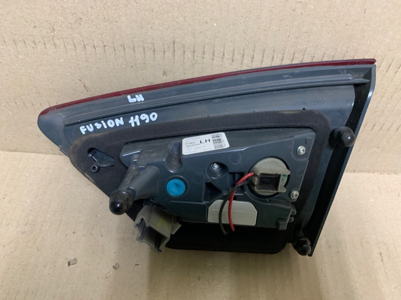 Фонарь внутренний левый FUSION 14- 2015 Седан C15HDTX