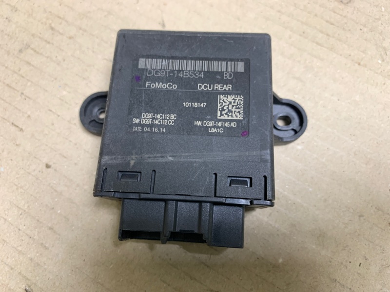 Блок управления дверей задний правый FUSION 14- 2015 Седан C15HDTX