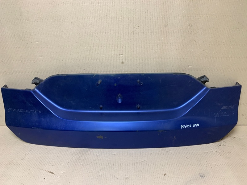 Запчасть накладка крышки багажника FORD FUSION 14- 2015 Седан C15HDTX DS7Z-54423A42-A Б/У Накладка крышки багажника FORD FUSION 14- 2015 Седан C15HDTX DS7Z-54423A42-A Б/У