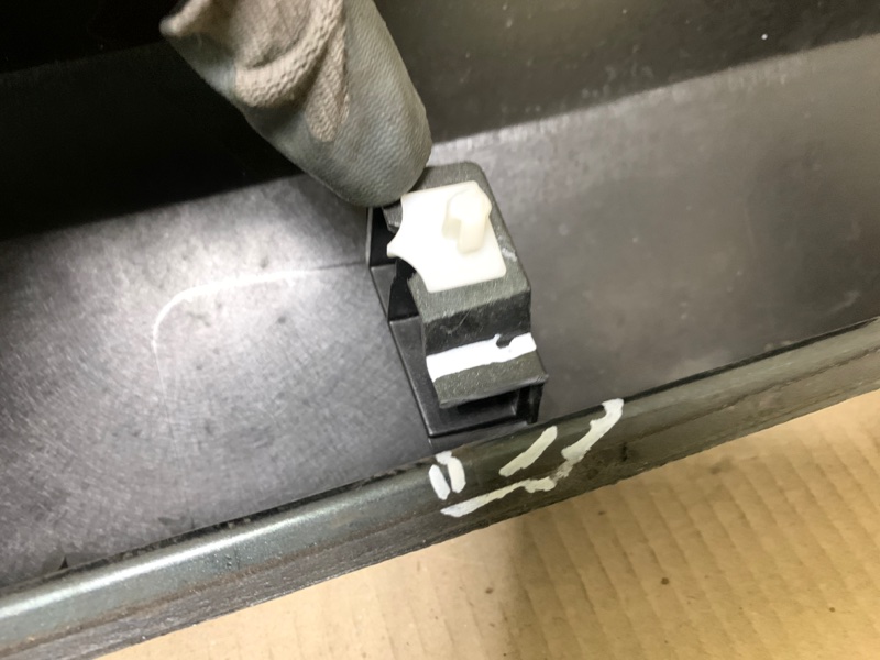 Накладка крышки багажника FUSION 14- 2015 Седан C15HDTX Накладка крышки багажника FUSION 14- 2015 Седан C15HDTX