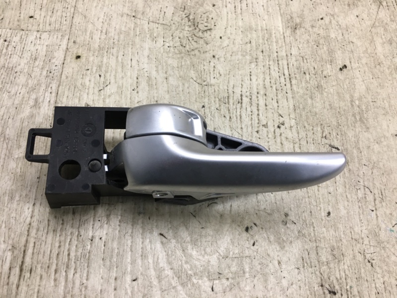 Ручка двери внутренняя передняя левая DODGE DART 12-16 2014 PF 2.4 ED6 68170243AB Б/У