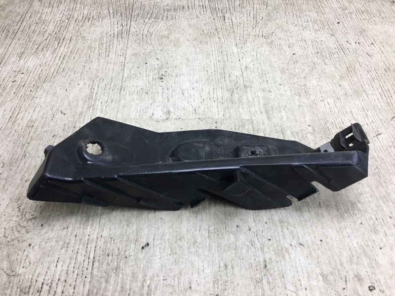 Кронштейн заднего бампера левый DART 12-16 2014 PF 2.4 ED6