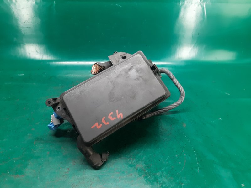 Блок предохранителей моторный отсек GS350 GS300 05-11 2009 Седан 3.5