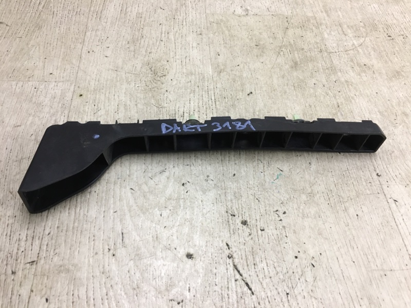 Кронштейн заднего бампера левый DODGE DART 12-16 2014 PF 2.4 ED6 68081415AE Б/У