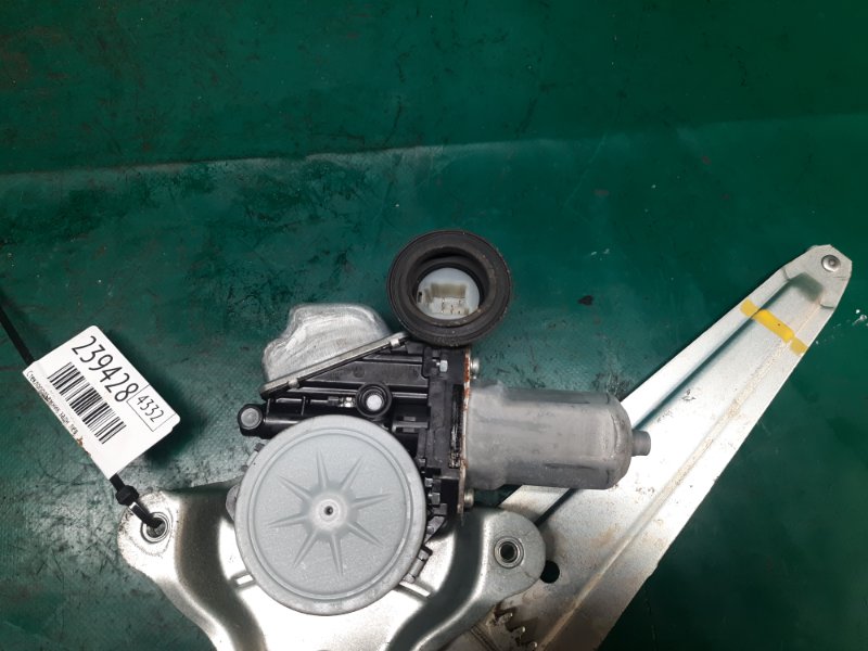 Стеклоподъемник задний левый LEXUS GS350 GS300 05-11 Седан 3.5