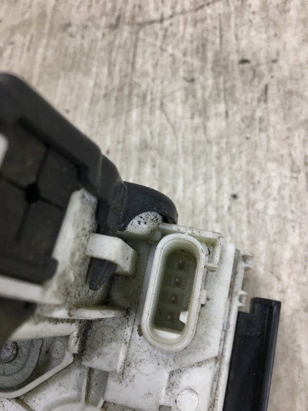 Замок двери задний левый DART 12-16 2014 PF 2.4 ED6