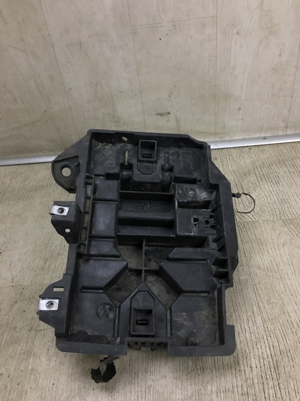 Полка аккумулятора DART 12-16 2014 PF 2.4 ED6 Полка аккумулятора DART 12-16 2014 PF 2.4 ED6