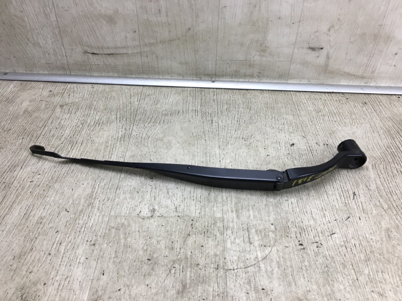 Поводок стеклоочистителя передний левый DODGE DART 12-16 2014 PF 2.4 ED6 68156265AC Б/У